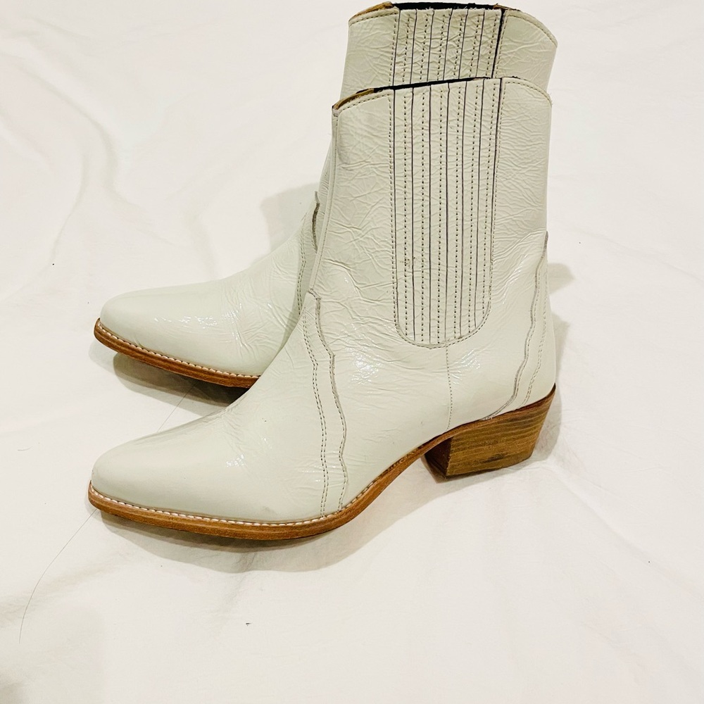 New Free People western ankle boots, off-white size 38.5